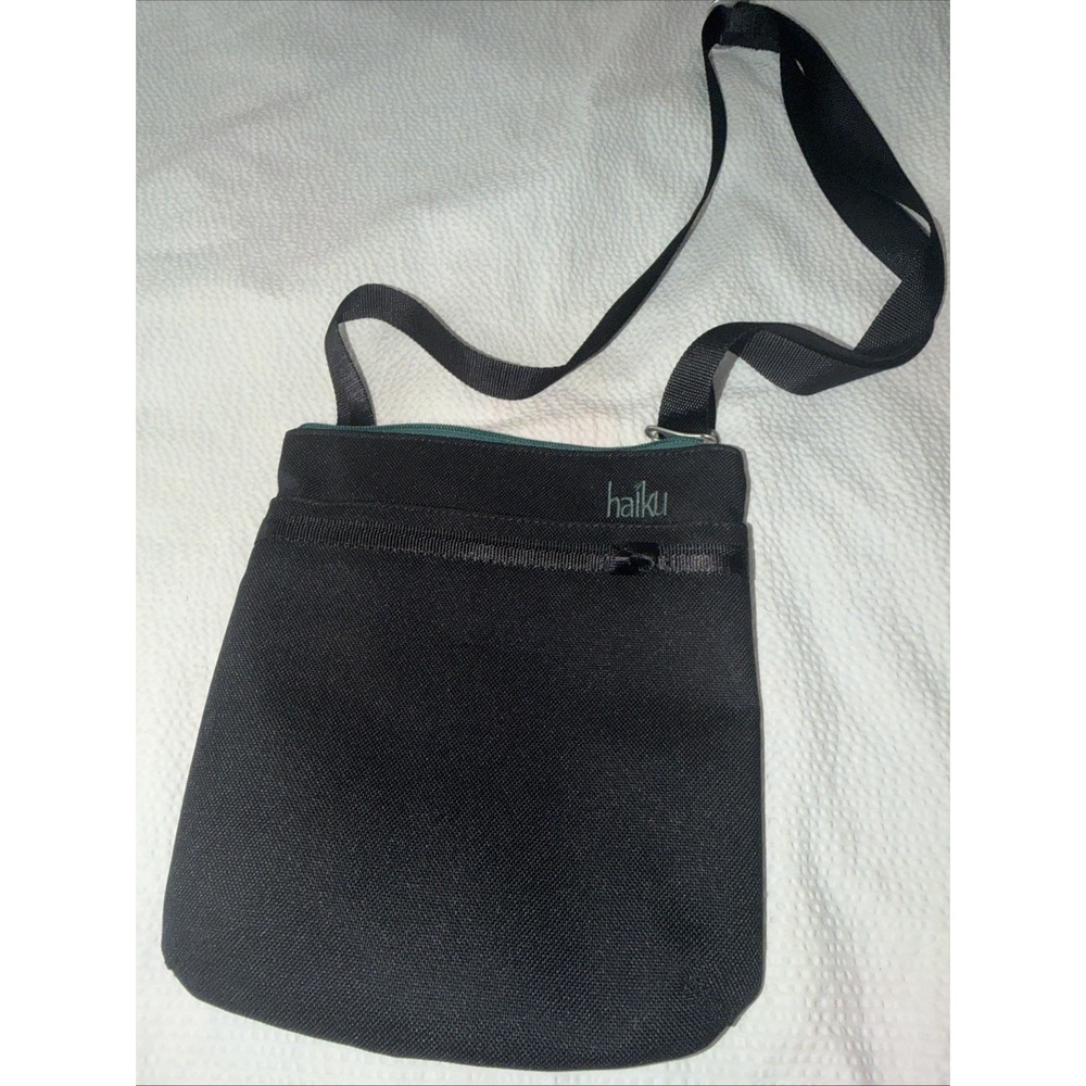 Haiku Revel Crossbody Zip Bag Black